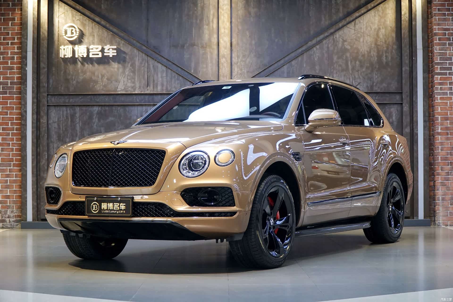 Bentley Bentayga, 2019 3