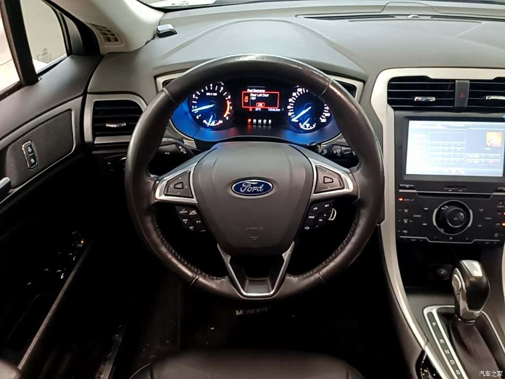 Ford Mondeo, 2016 11