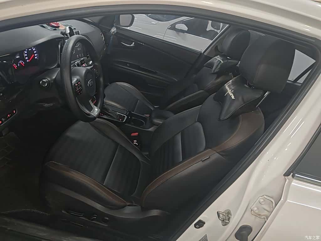 Kia GLS, 2019 11