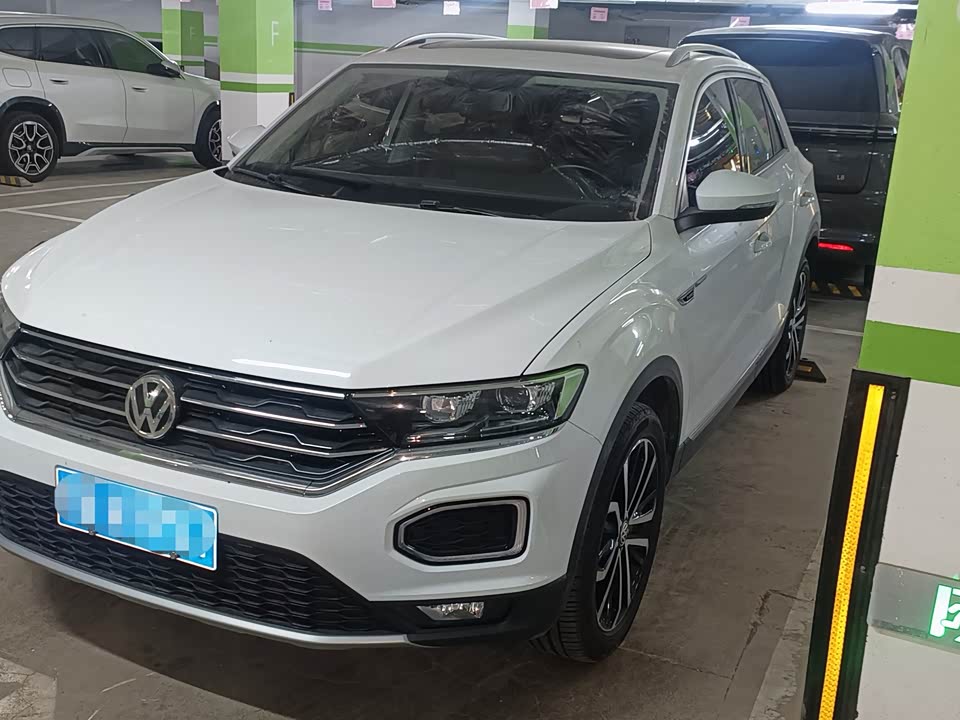 Volkswagen T-ROC exploring Songs Volkswagen T-ROC exploring Songs