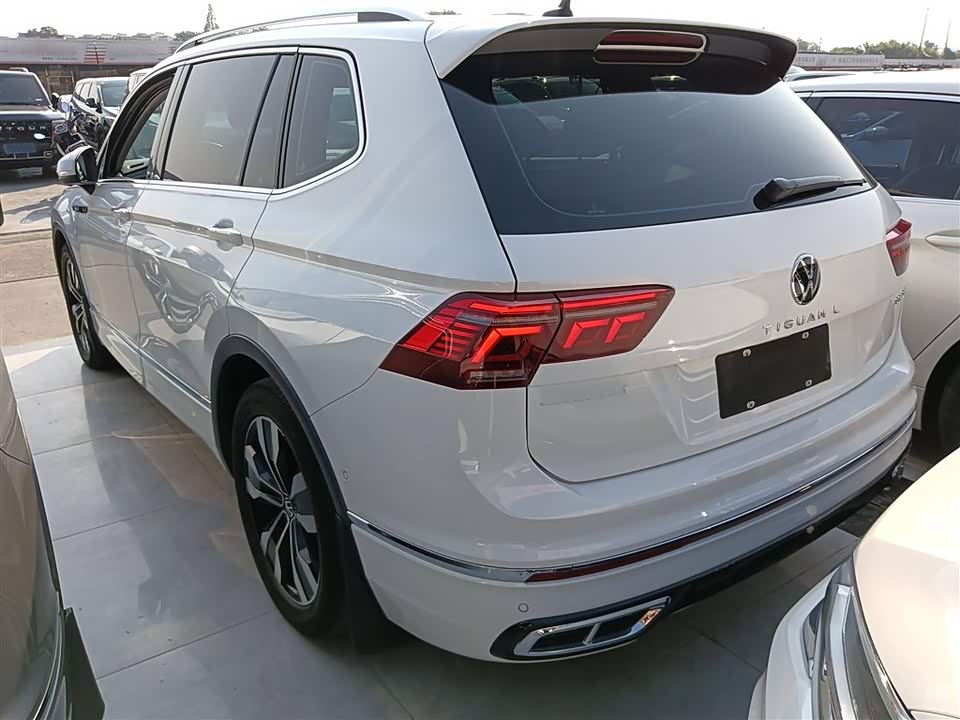 Volkswagen Tiguan L Volkswagen Tiguan L