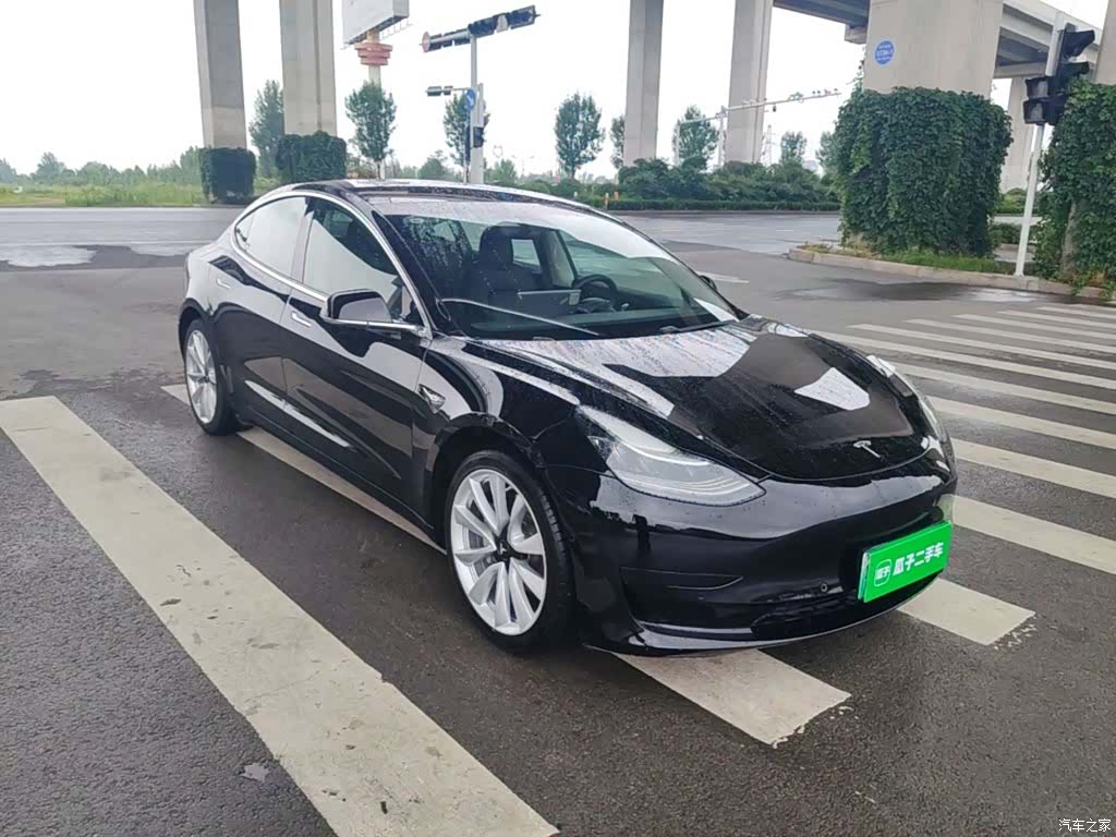 Tesla Model 3, 2020 4