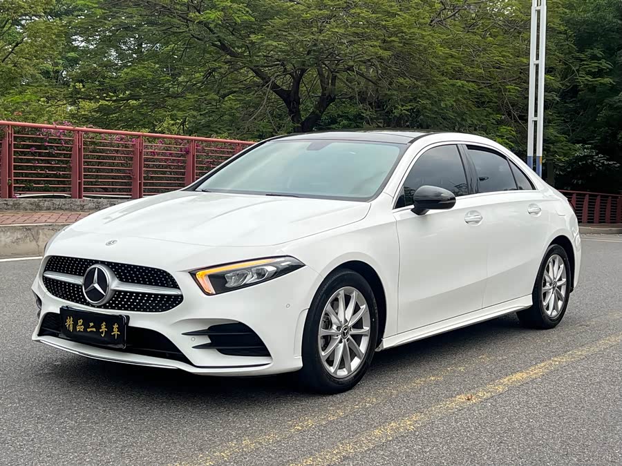Mercedes-Benz A-Class 2020, фото 1