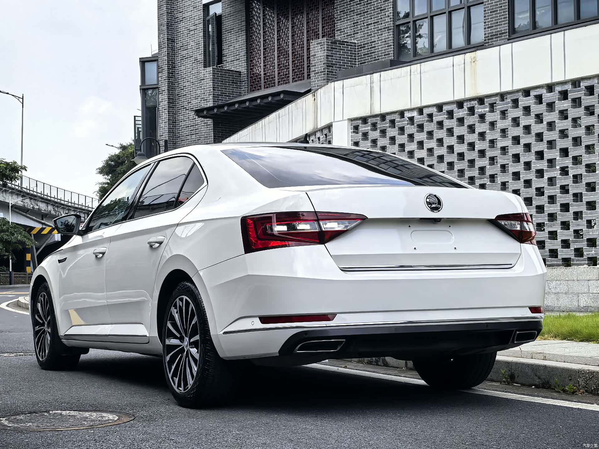Skoda Superb, 2018 17