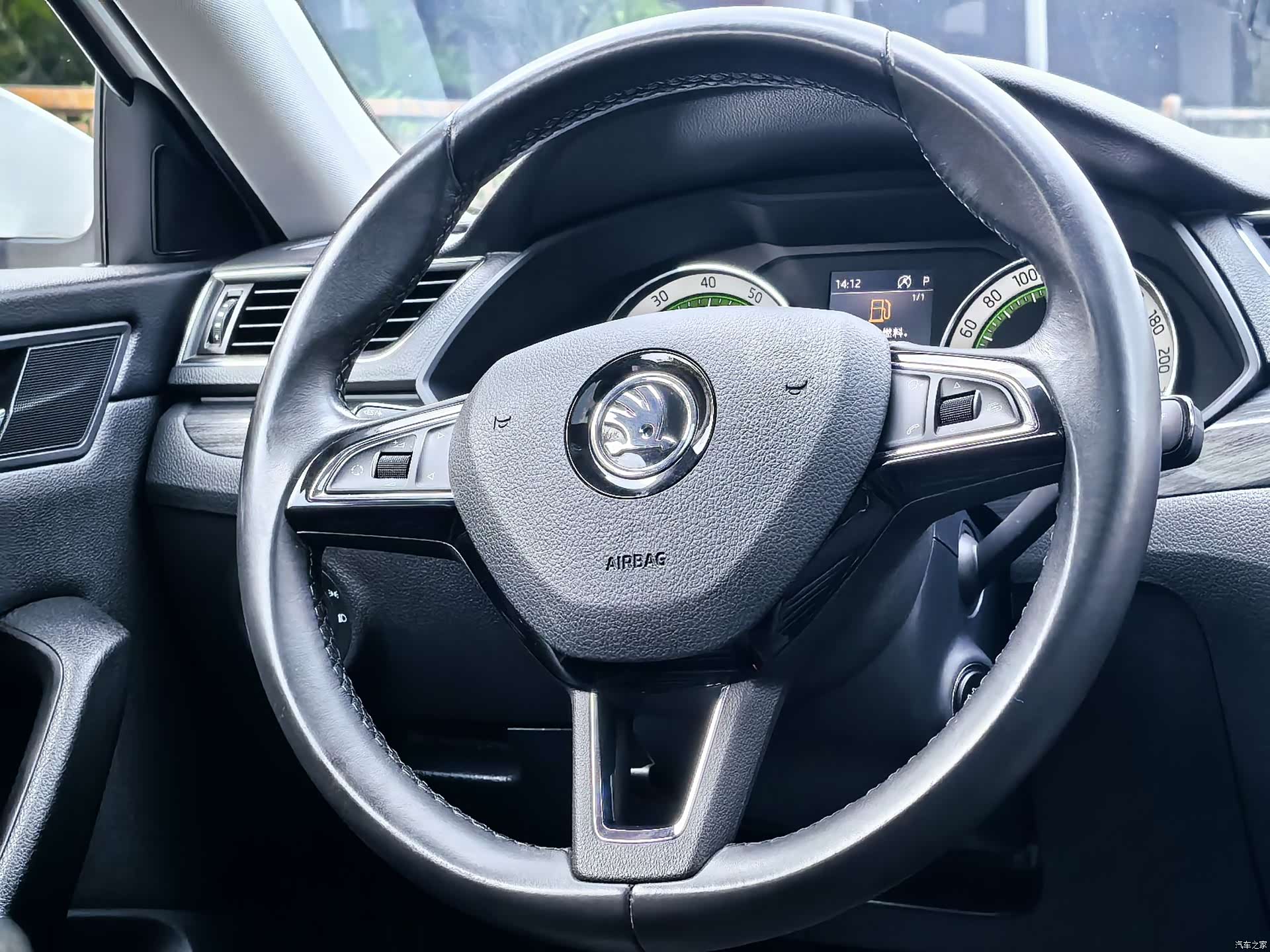 Skoda Superb, 2018 35