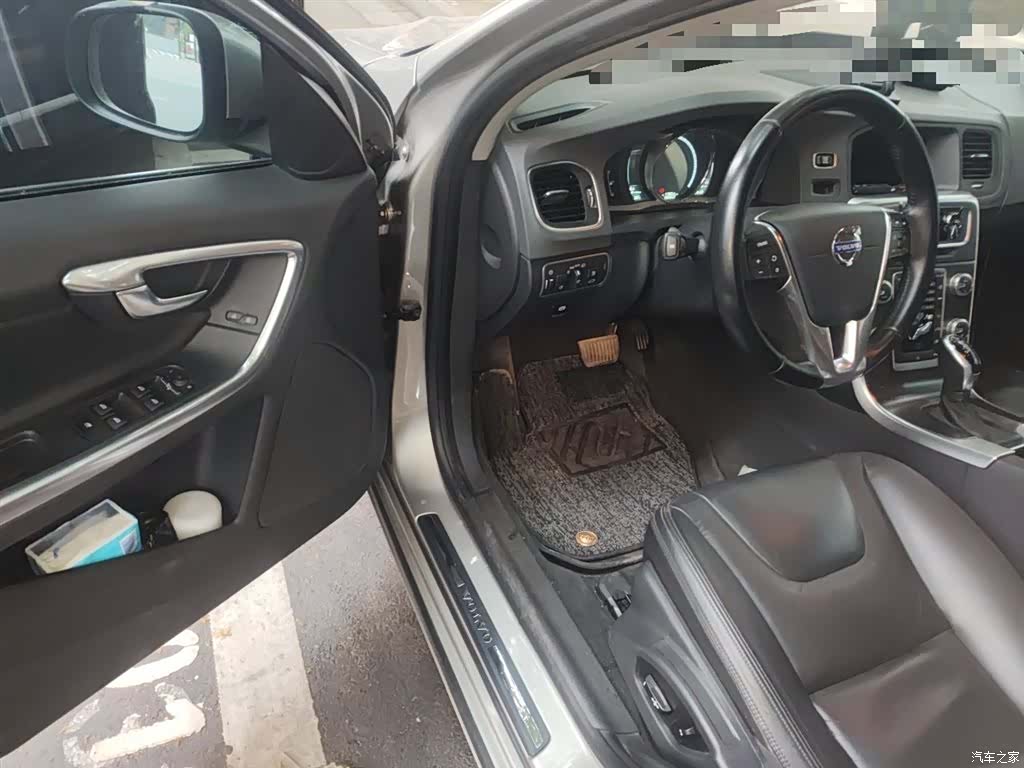 Volvo S60, 2014 14