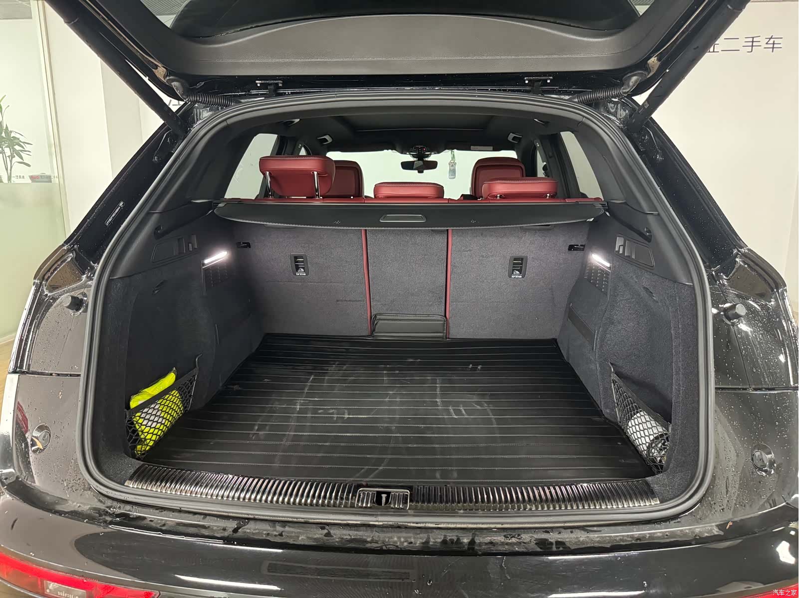 Audi Q5L, 2025 6