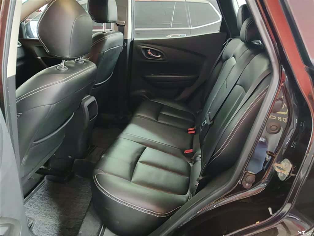 DongFeng SCe200, 2019 17