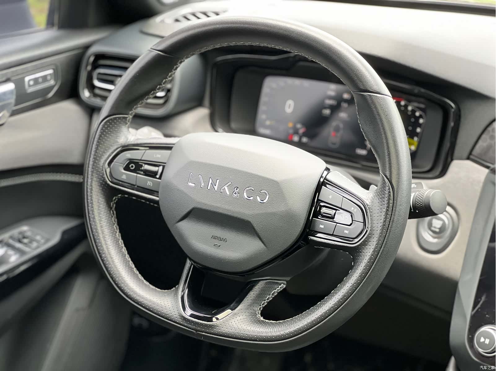 Lynk & Co 02, 2022 11