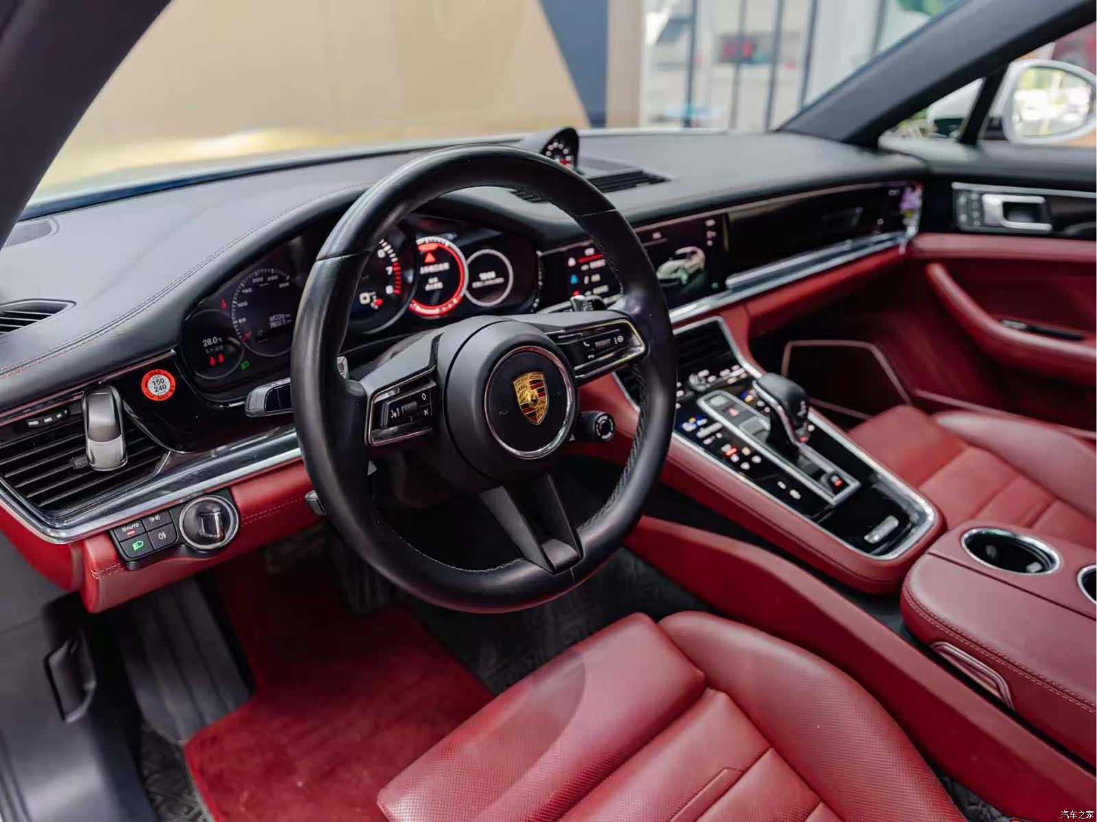 Porsche Panamera, 2022 6