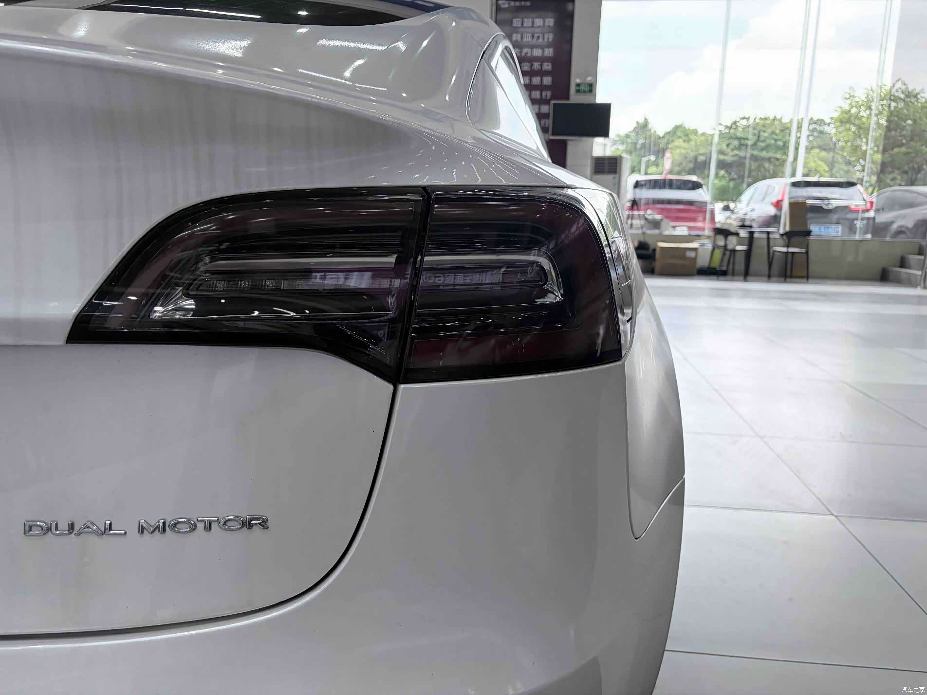 Tesla Model 3, 2019 8