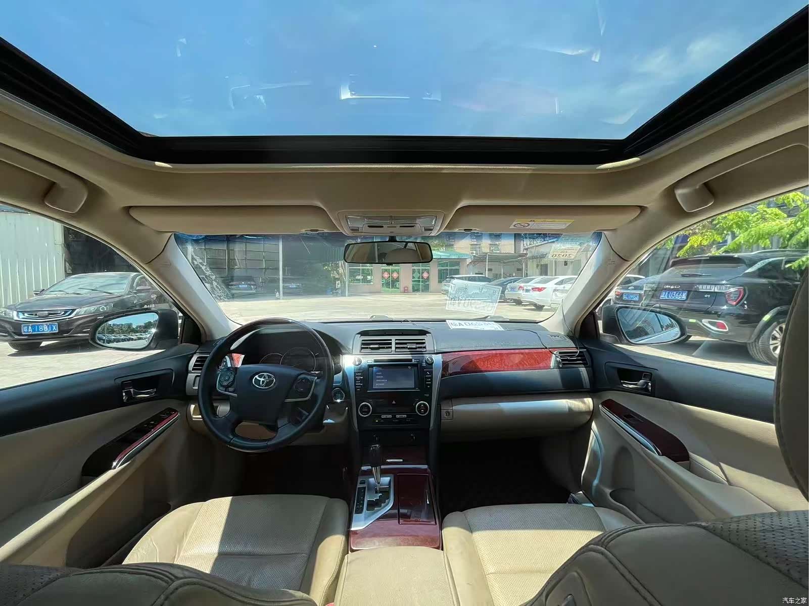 Toyota Camry, 2012 все фото