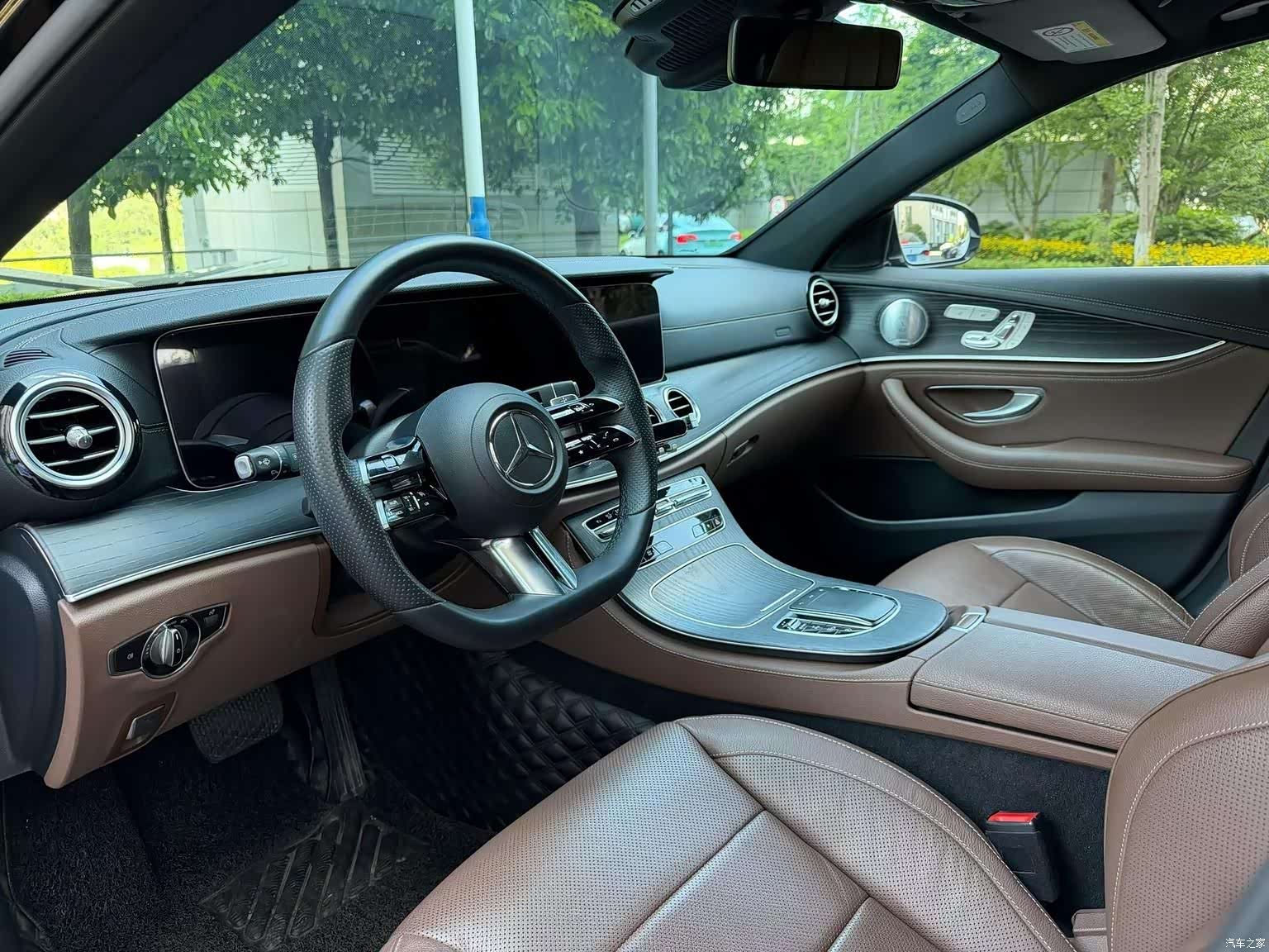 Mercedes-Benz E-Class, 2021 4