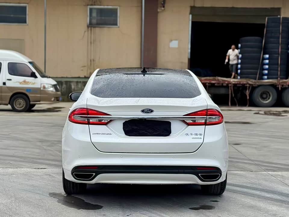 Ford Mondeo Ford Mondeo