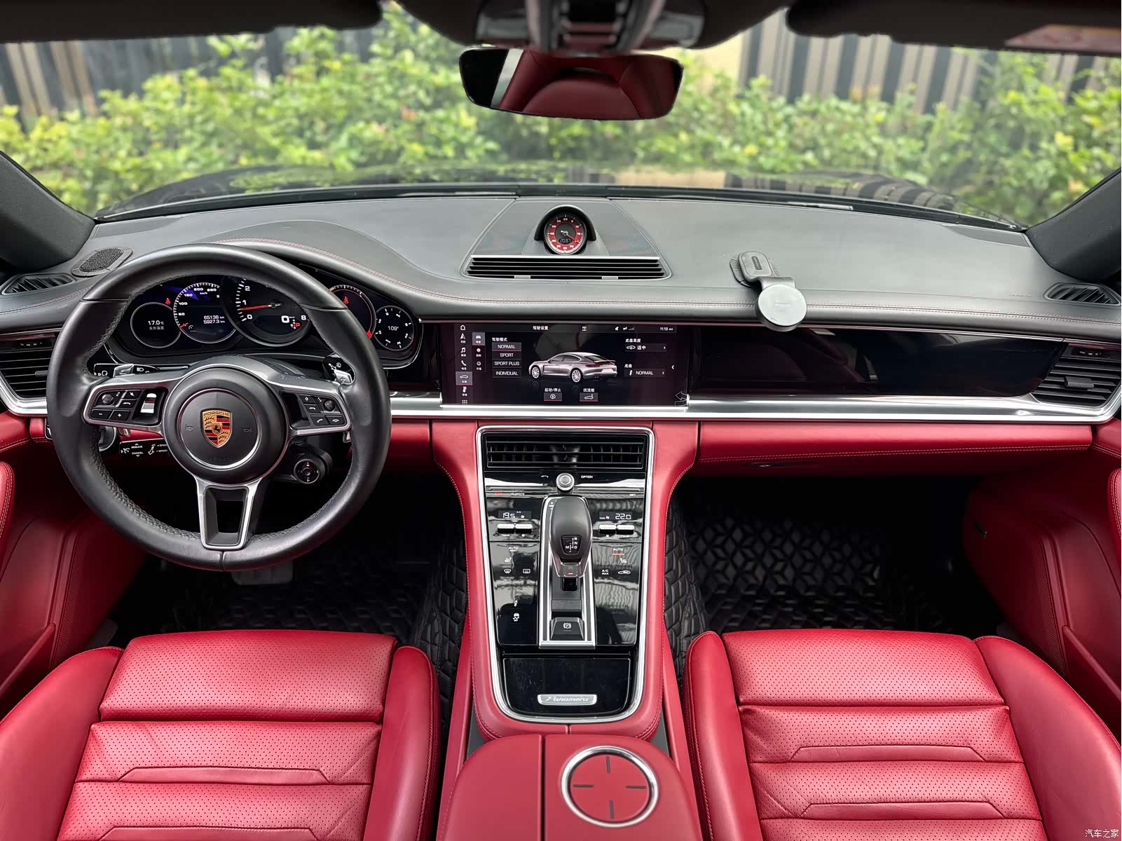 Porsche Panamera, 2018 10