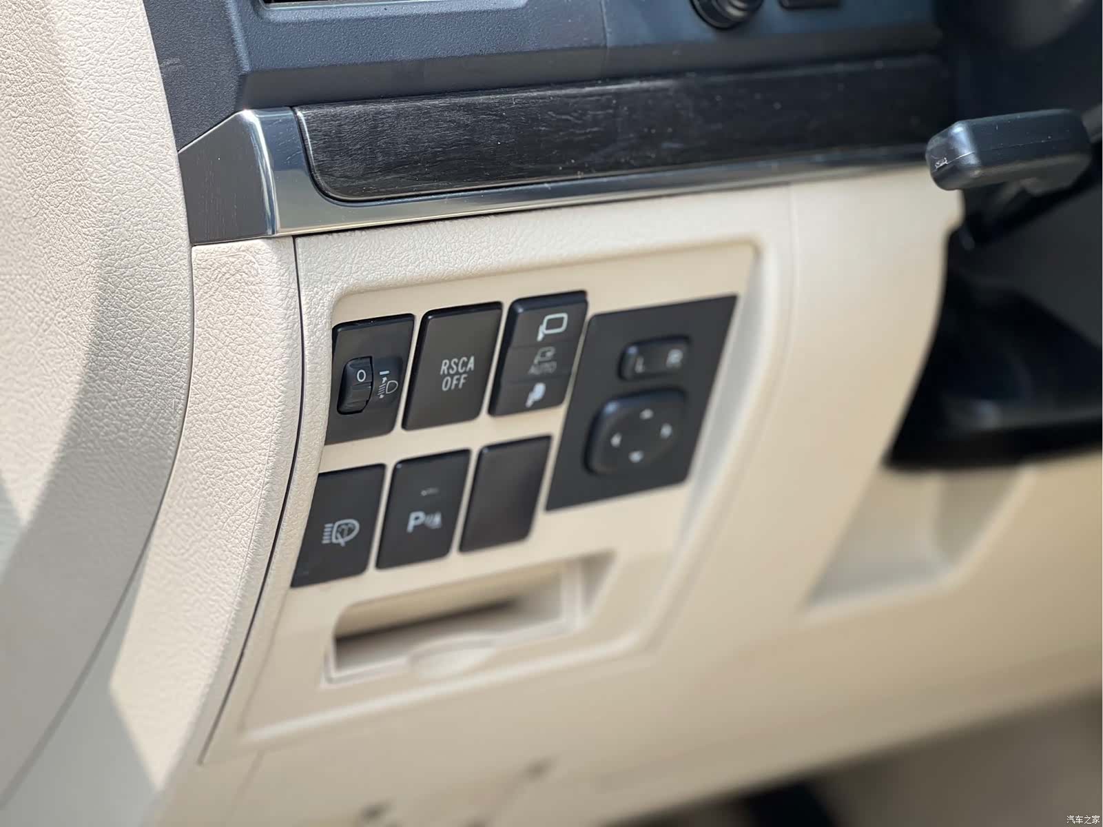 Toyota Land Cruiser, 2020 18
