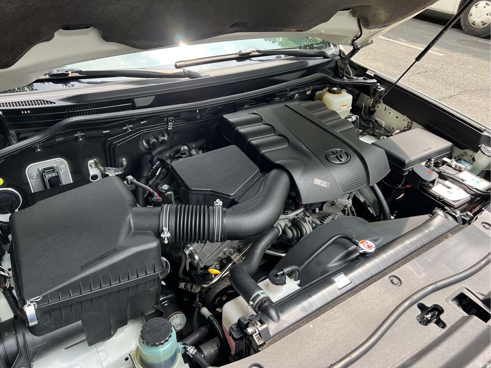 Toyota Land Cruiser, 2020 25