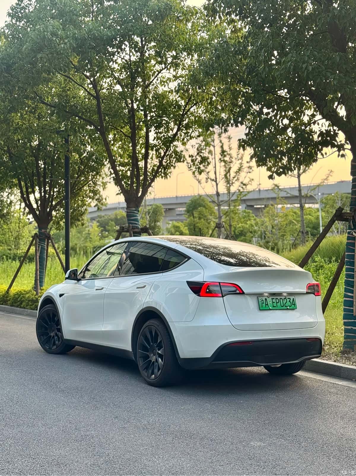 Tesla Model Y, 2021 2