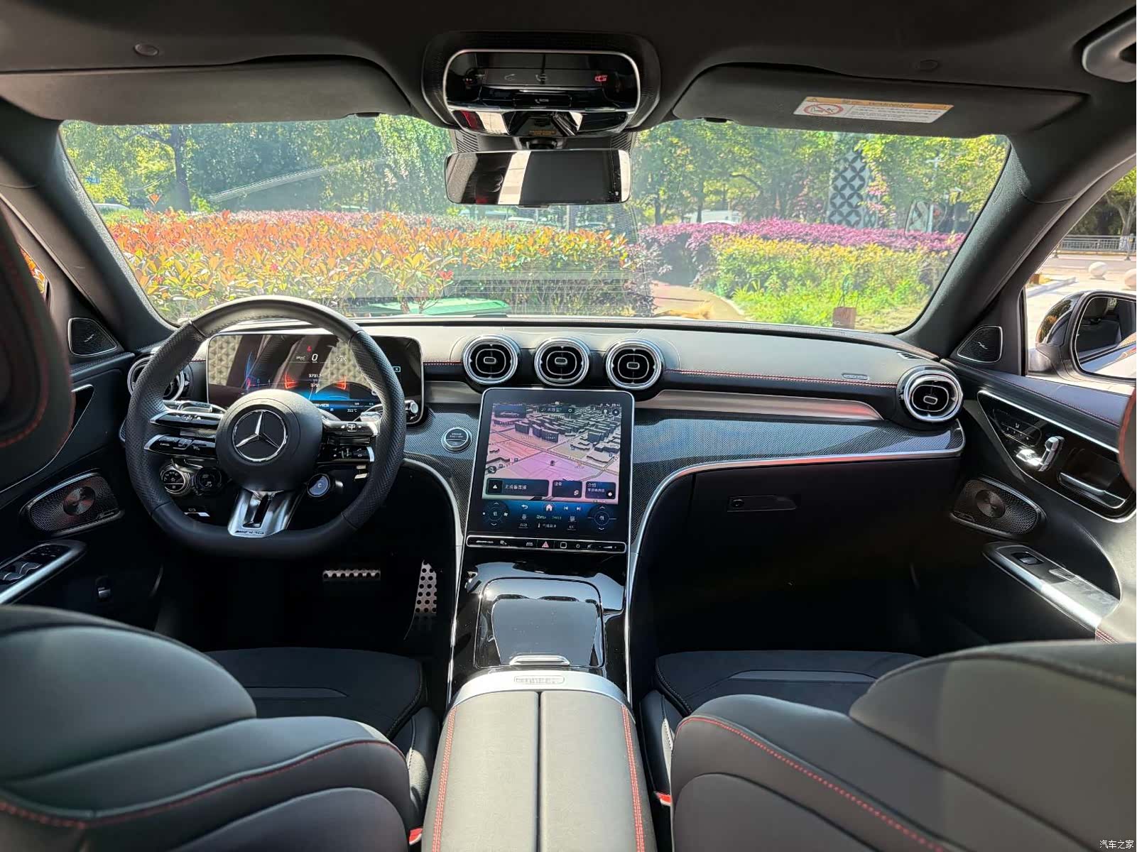 Mercedes-Benz C-Class, 2025 4