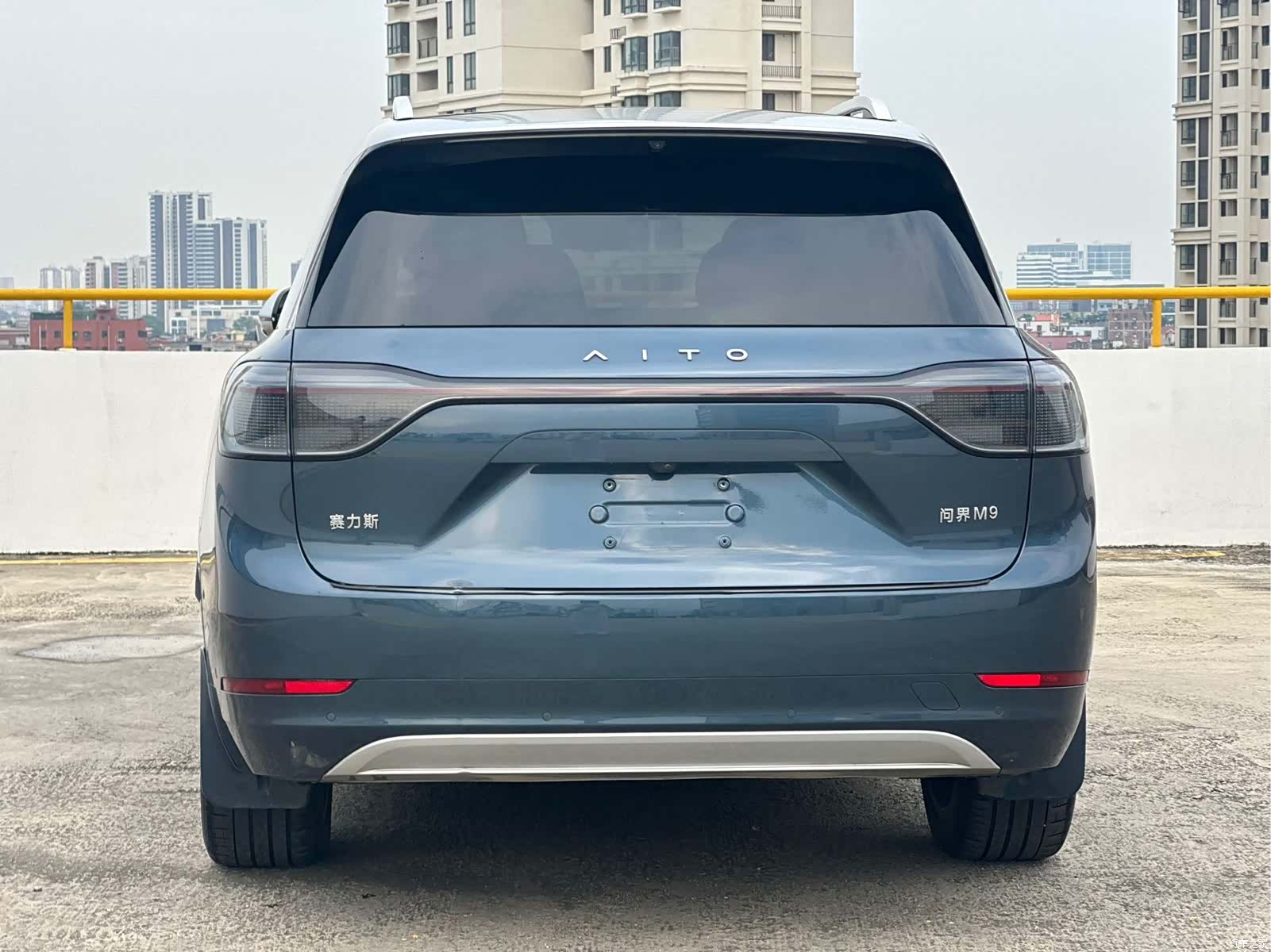 AITO M9, 2025 10