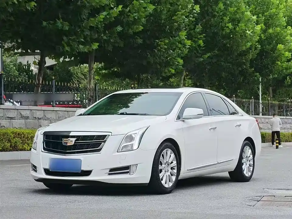 Cadillac XTS