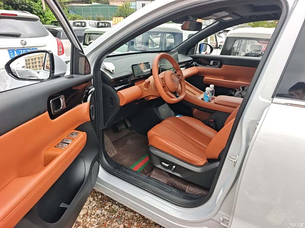 Wuling Starlight, 2025 16