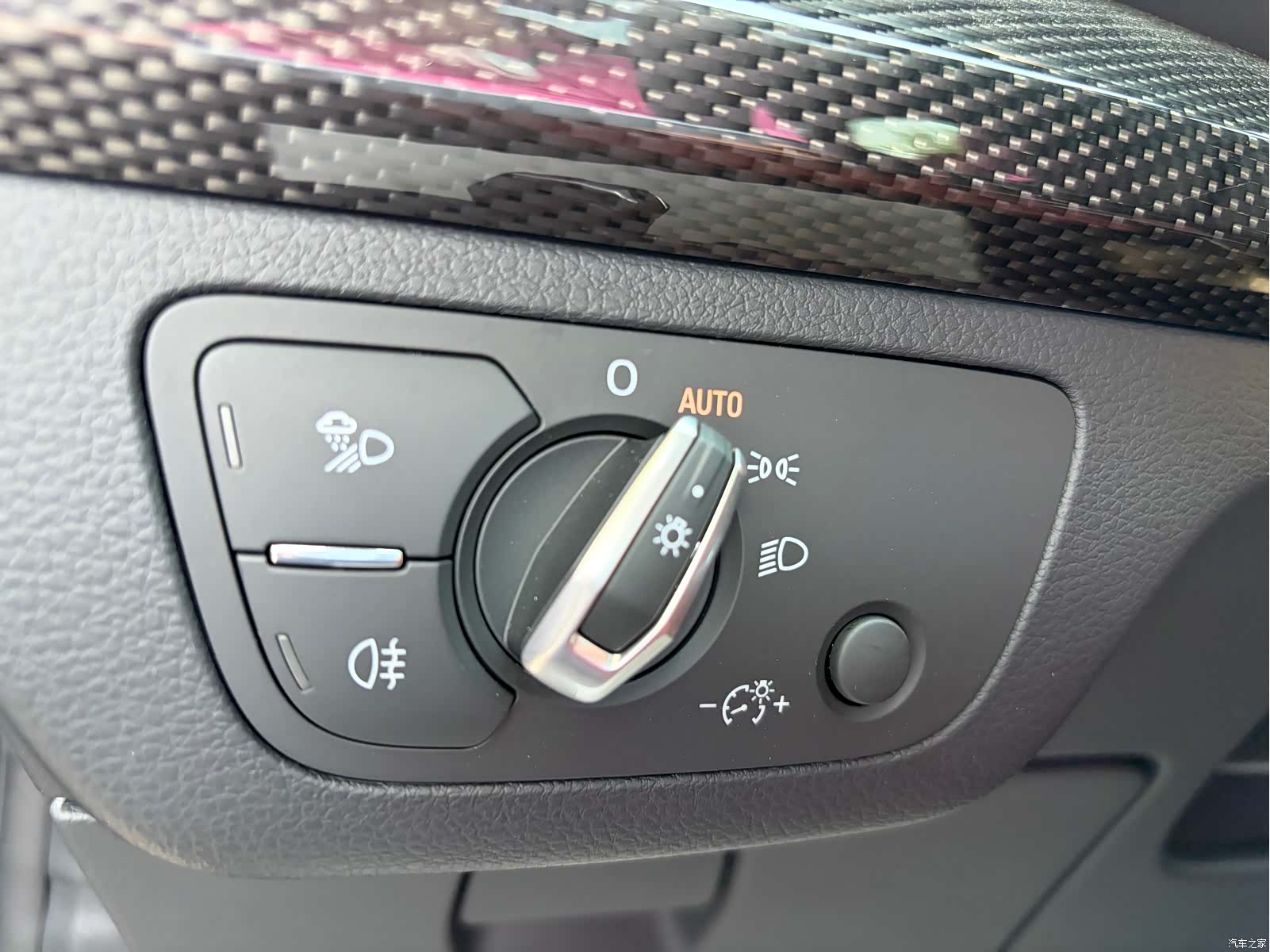 Audi Q5L, 2022 14