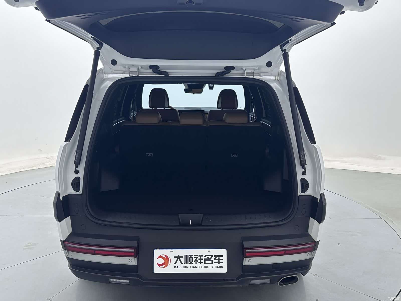 Hyundai Santa Fe, 2024 9