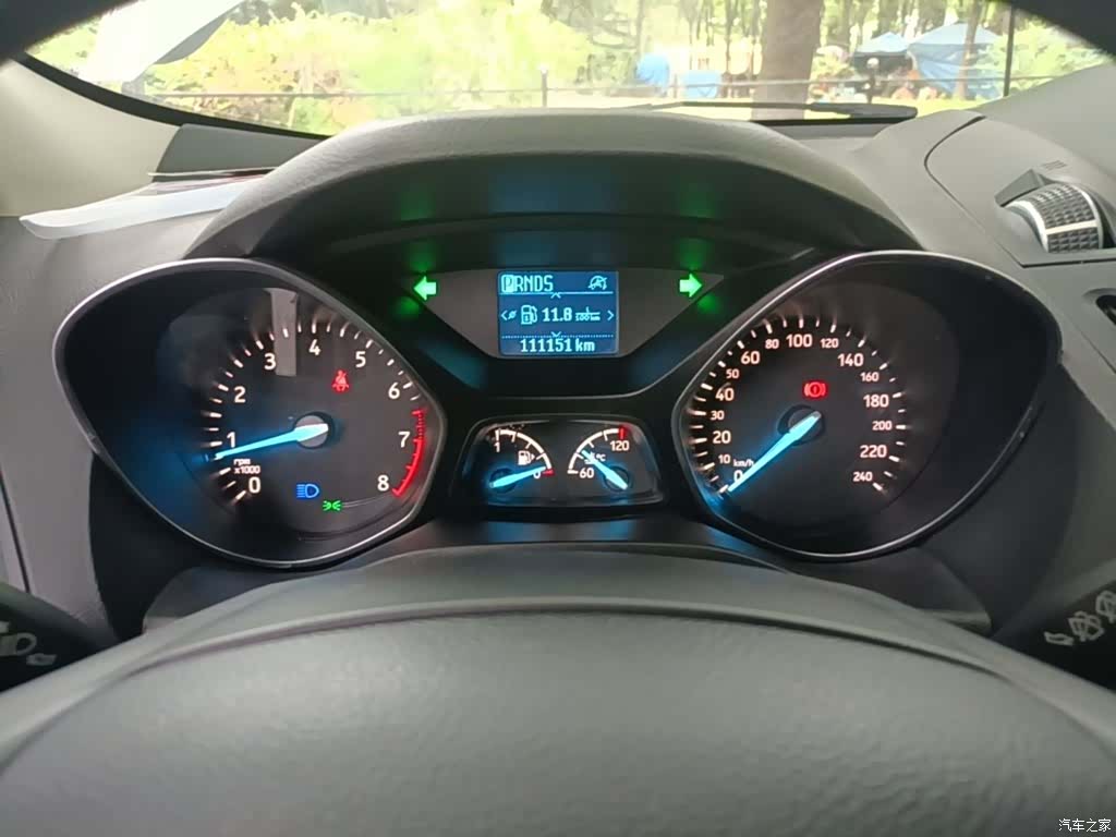 Ford Kuga, 2017 12