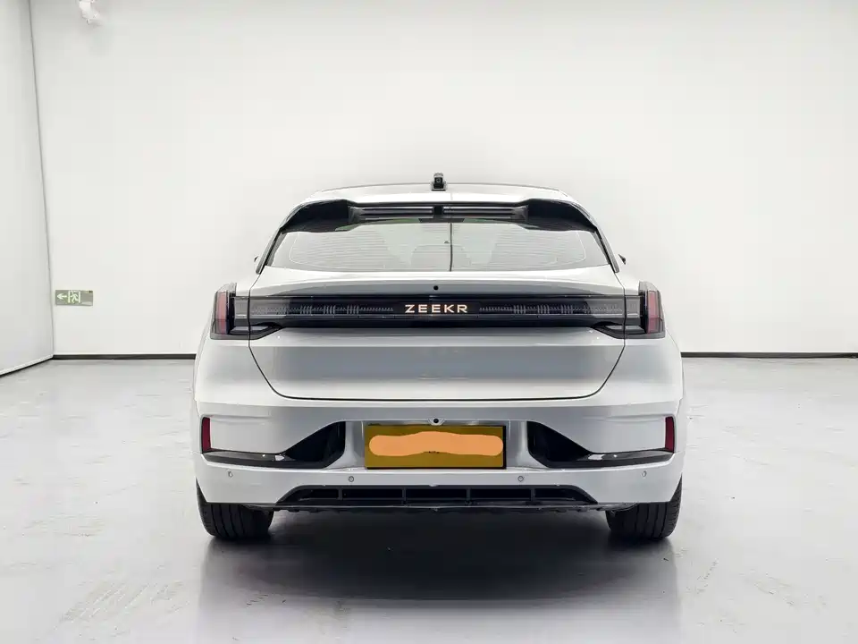 Zeekr 001