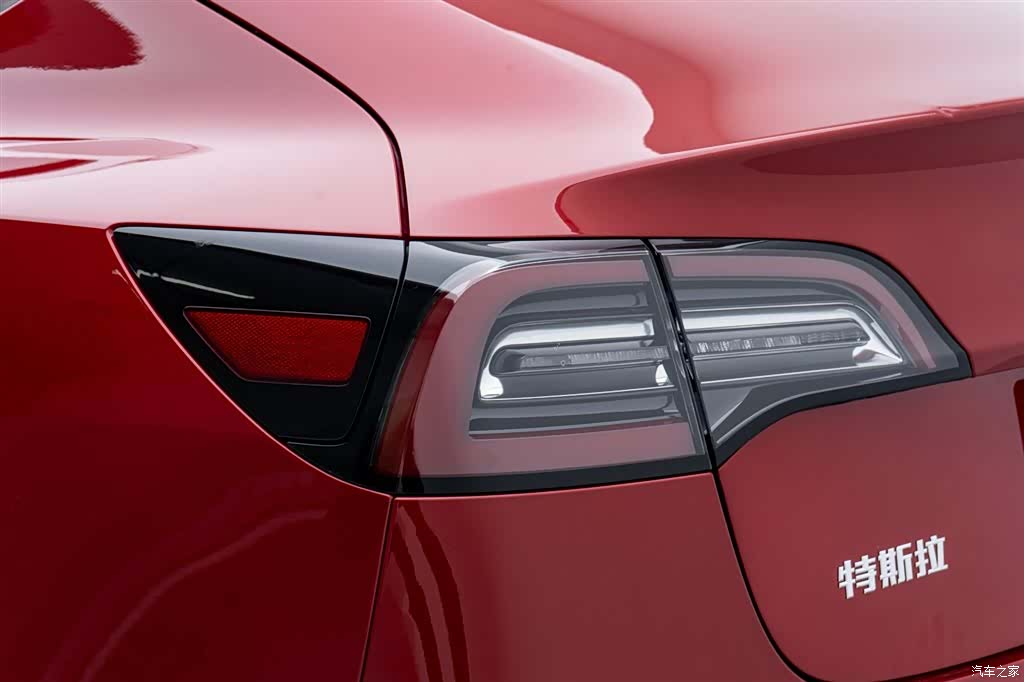 Tesla Model 3, 2020 12