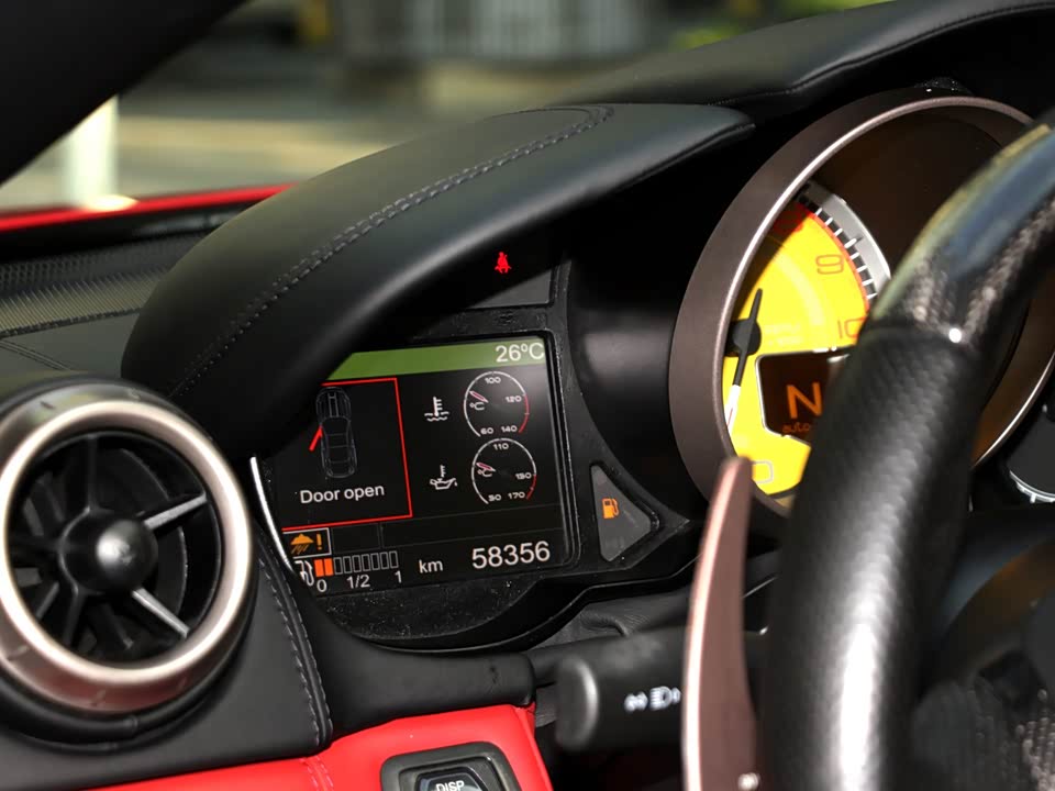 Ferrari California T