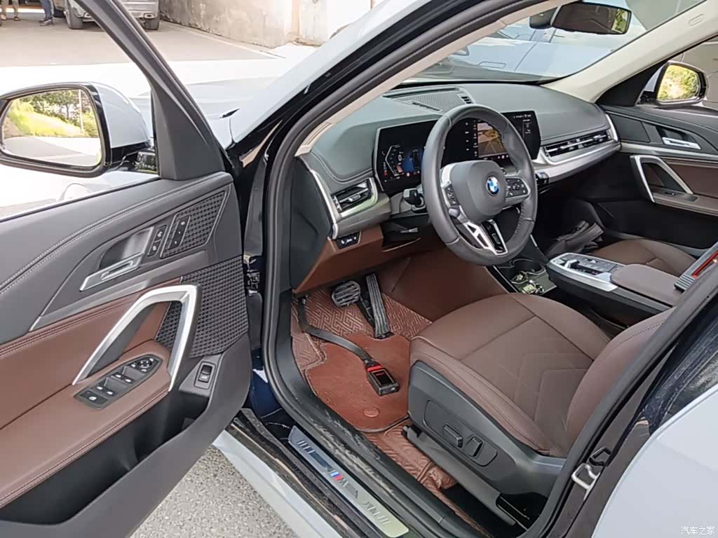 BMW X1, 2025 16