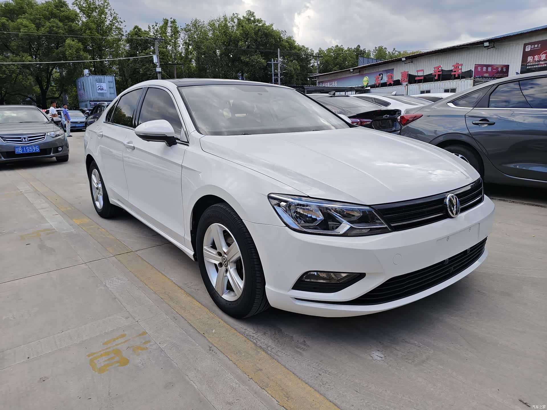 Volkswagen Lamando, 2018 3