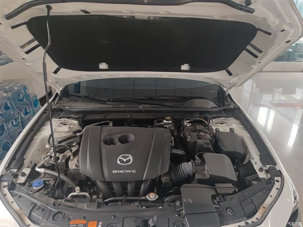 Mazda Mazda3, 2025 20