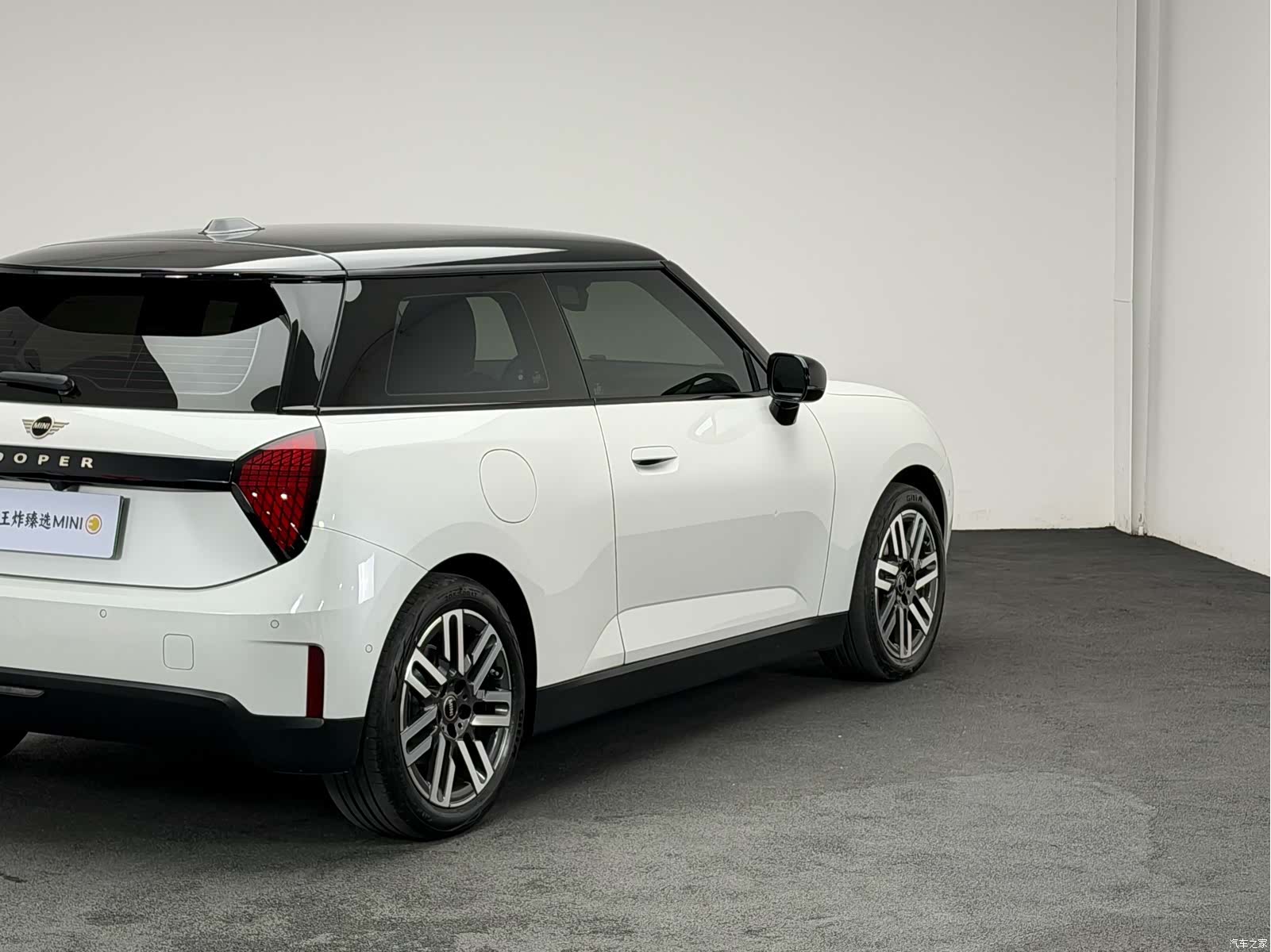 Mini Cooper, 2025 13