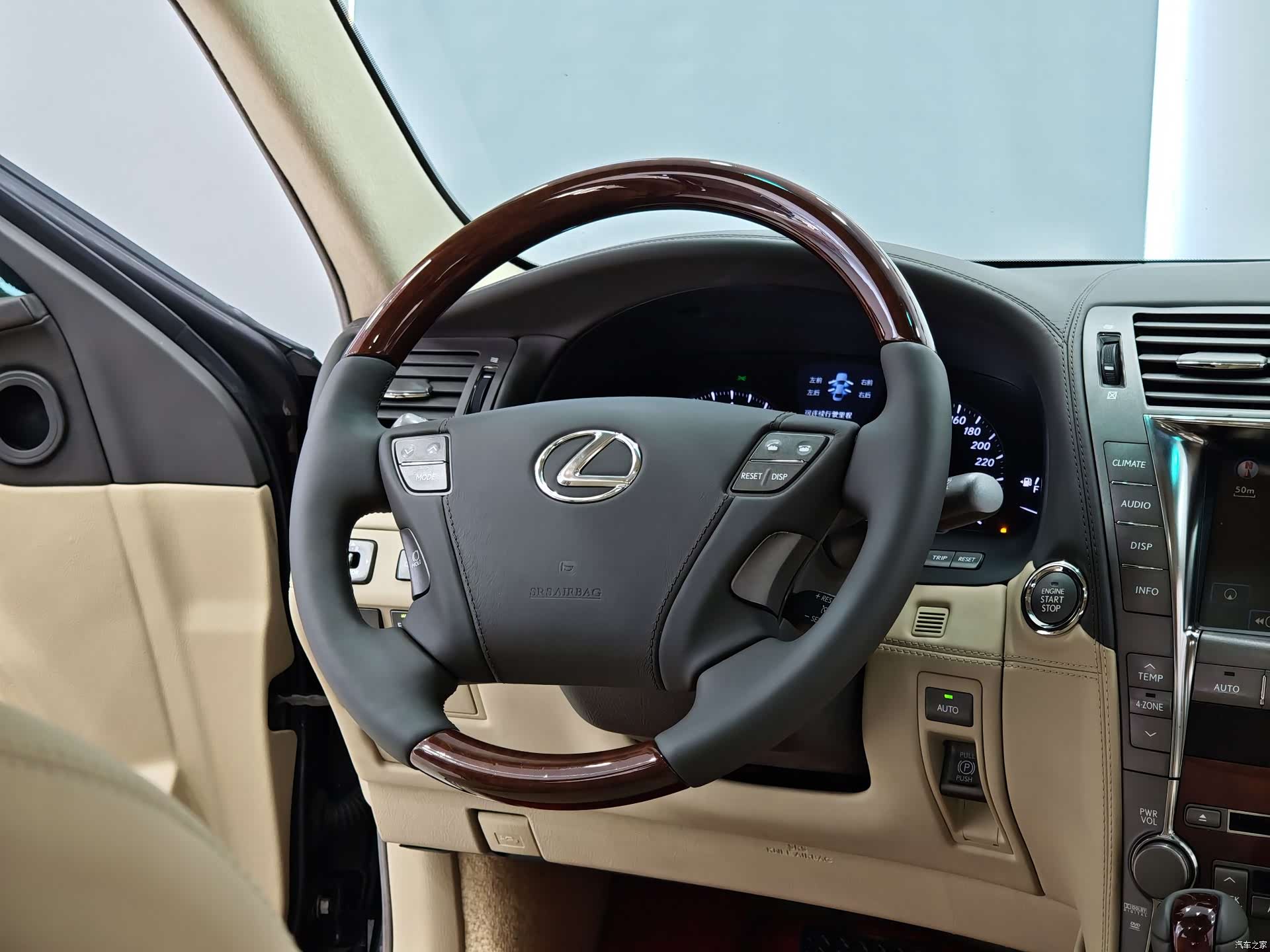 Lexus LS, 2007 14