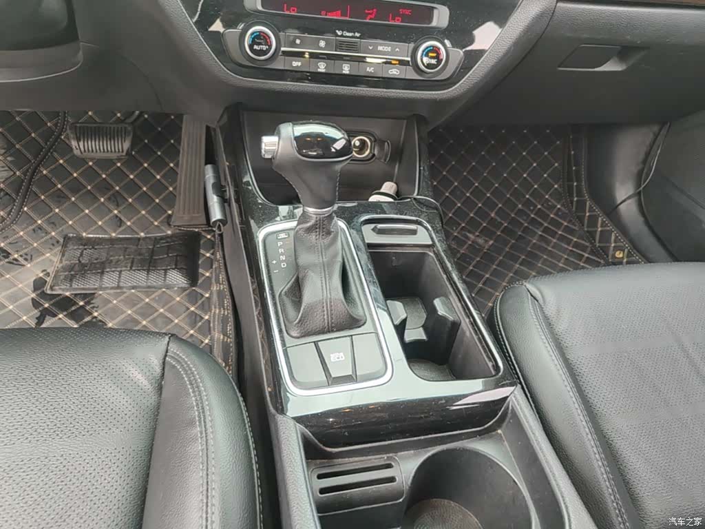 Kia K4, 2015 14