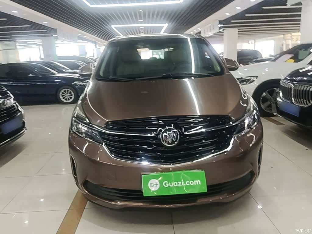 Buick GL8, 2020 3