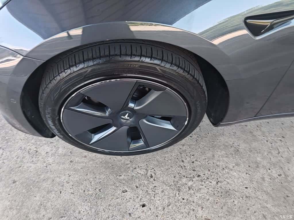 Tesla Model 3, 2021 23