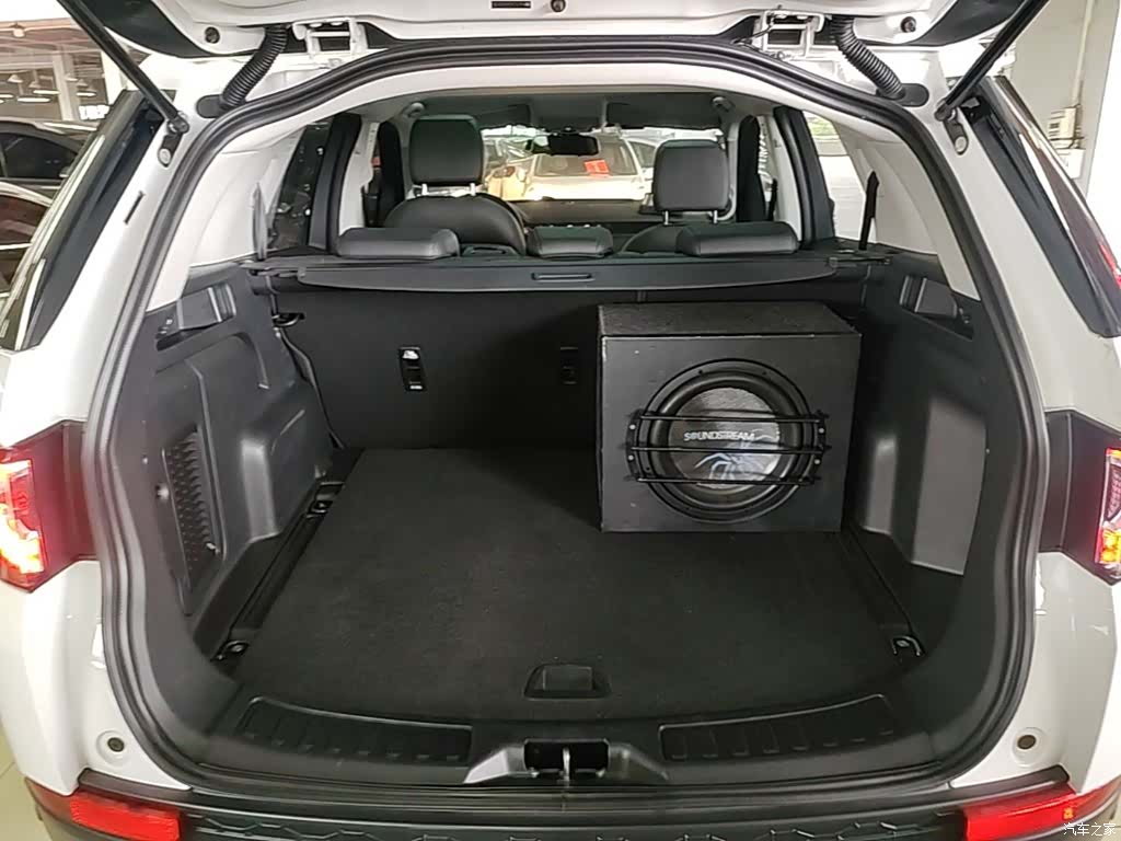 Land Rover Discovery, 2019 19