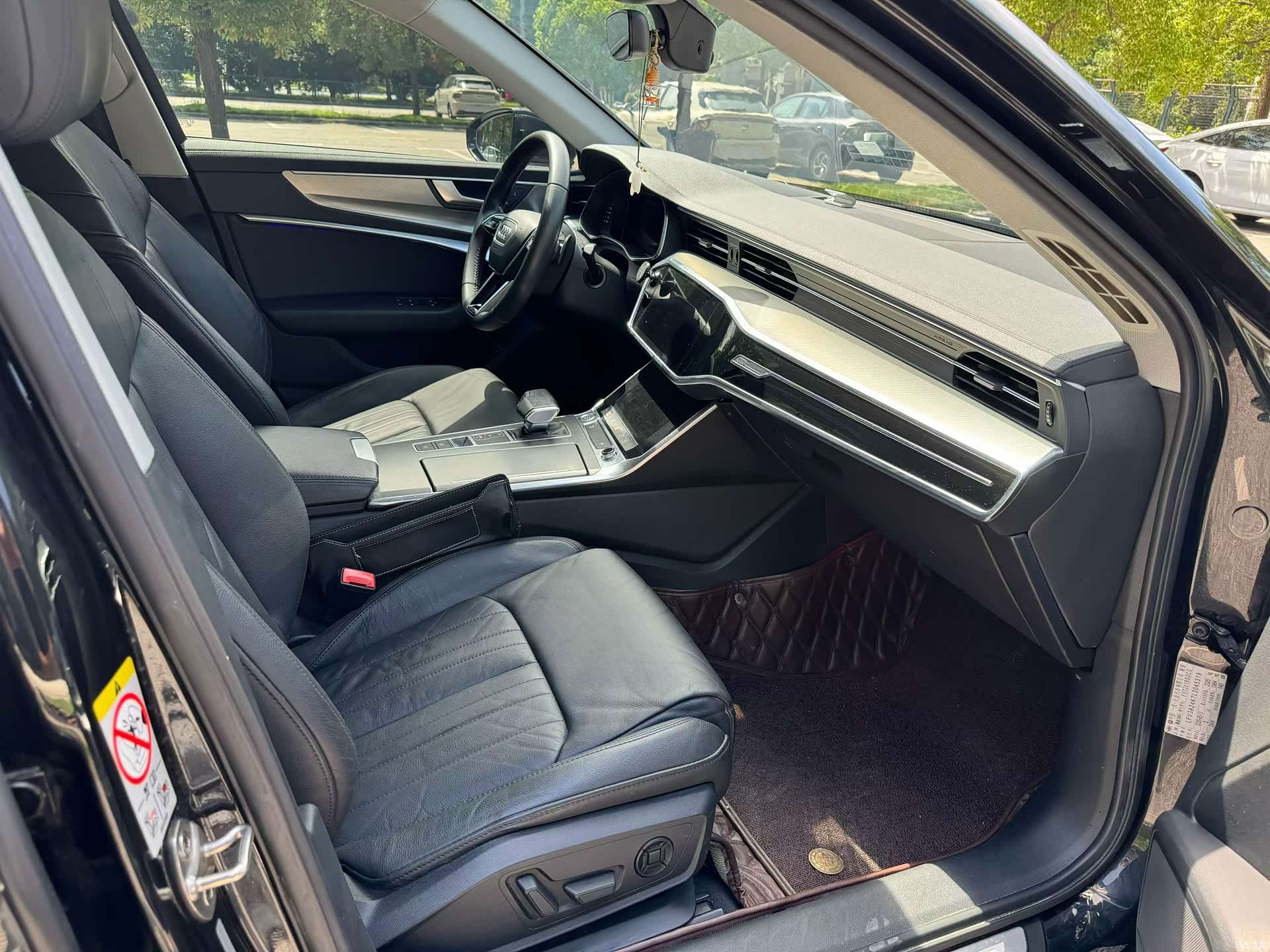Audi A6L, 2020 6