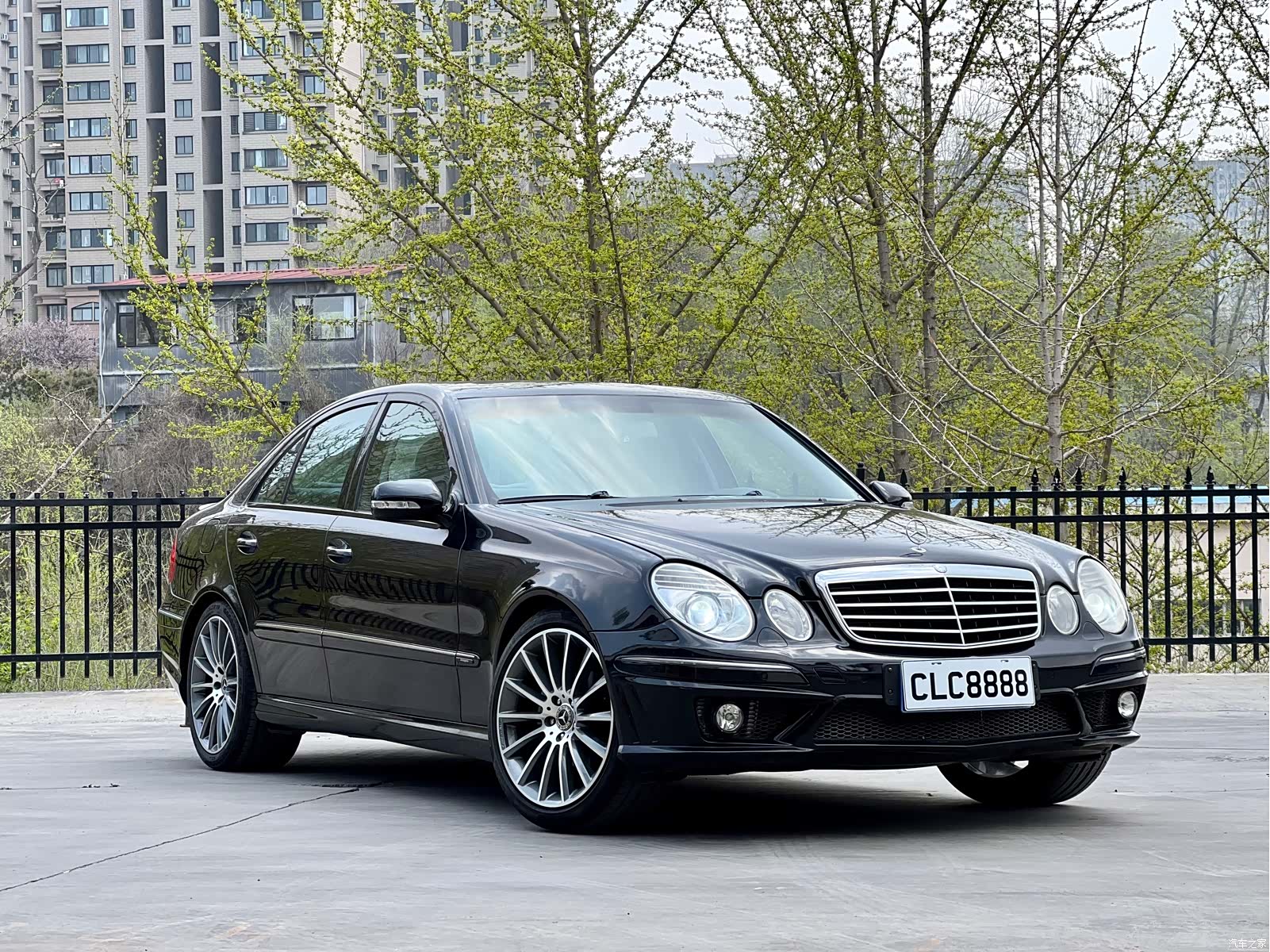 Mercedes-Benz E-Class, 2009 3