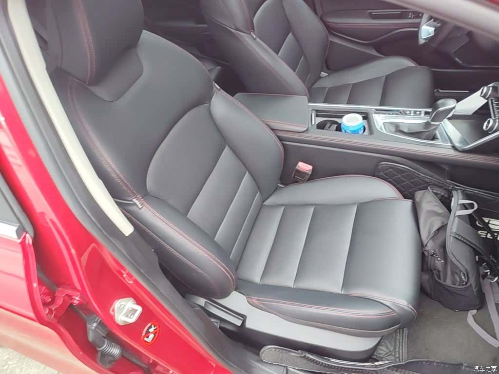 Geely Binray, 2019 25