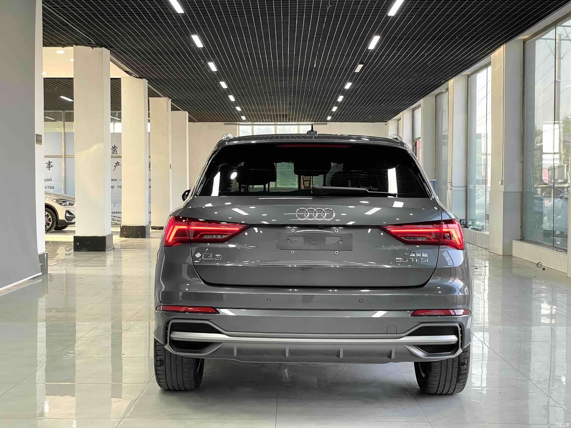 Audi Q3, 2022 все фото