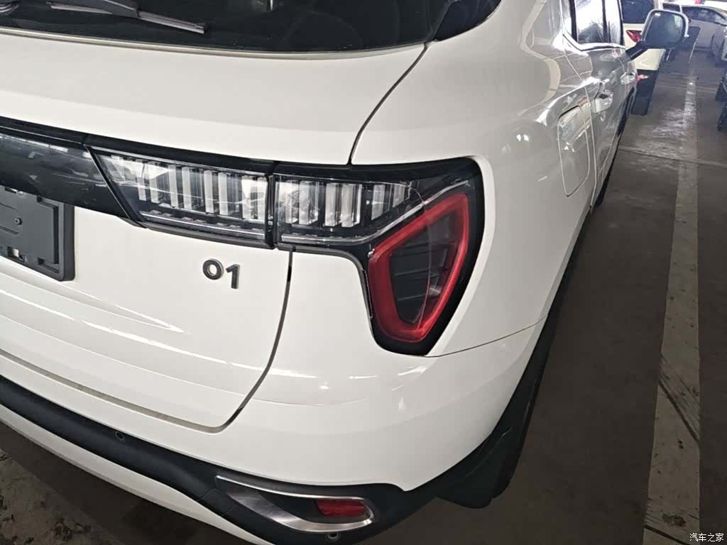 Lynk & Co 01, 2018 8