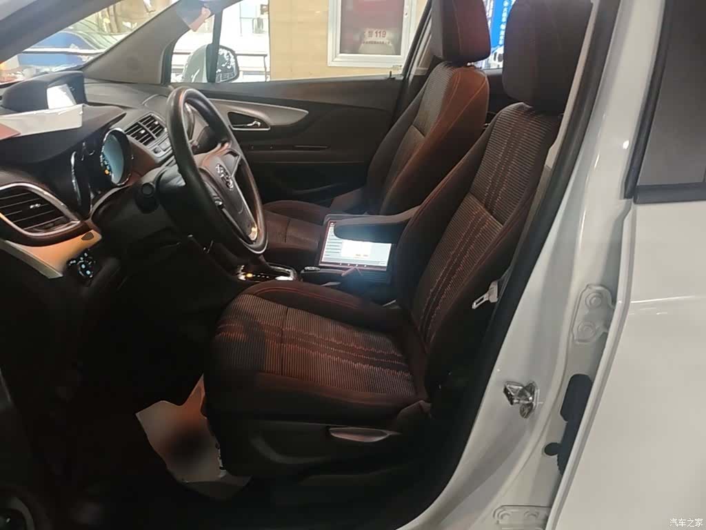 Buick Encore, 2015 15