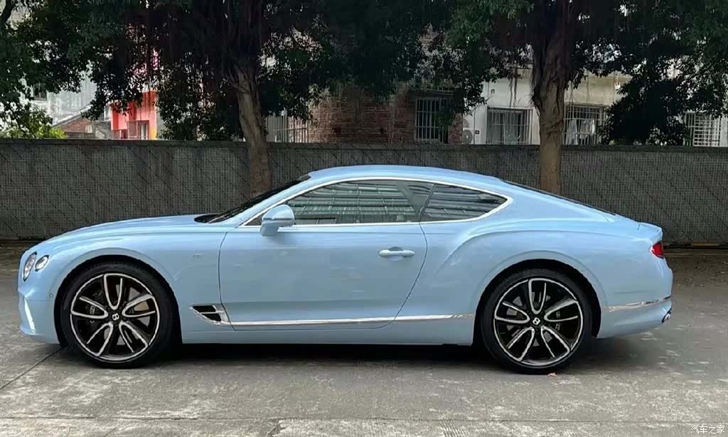 Bentley Continental GT, 2023 4