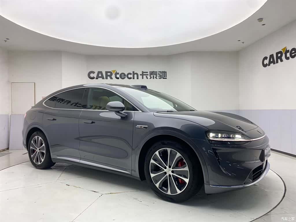 Luxeed R7, 2025 2