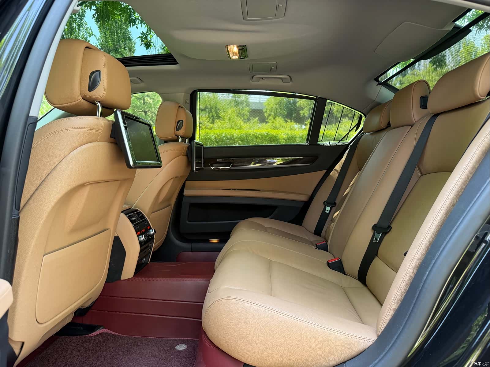 BMW 7 Series, 2015 23
